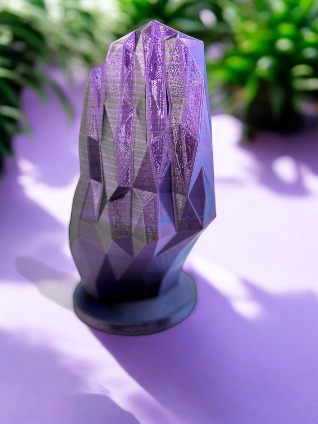 Unique Personalized 3D-Printed Game Controller Holder & Phone Stand - Modern Crystal Design