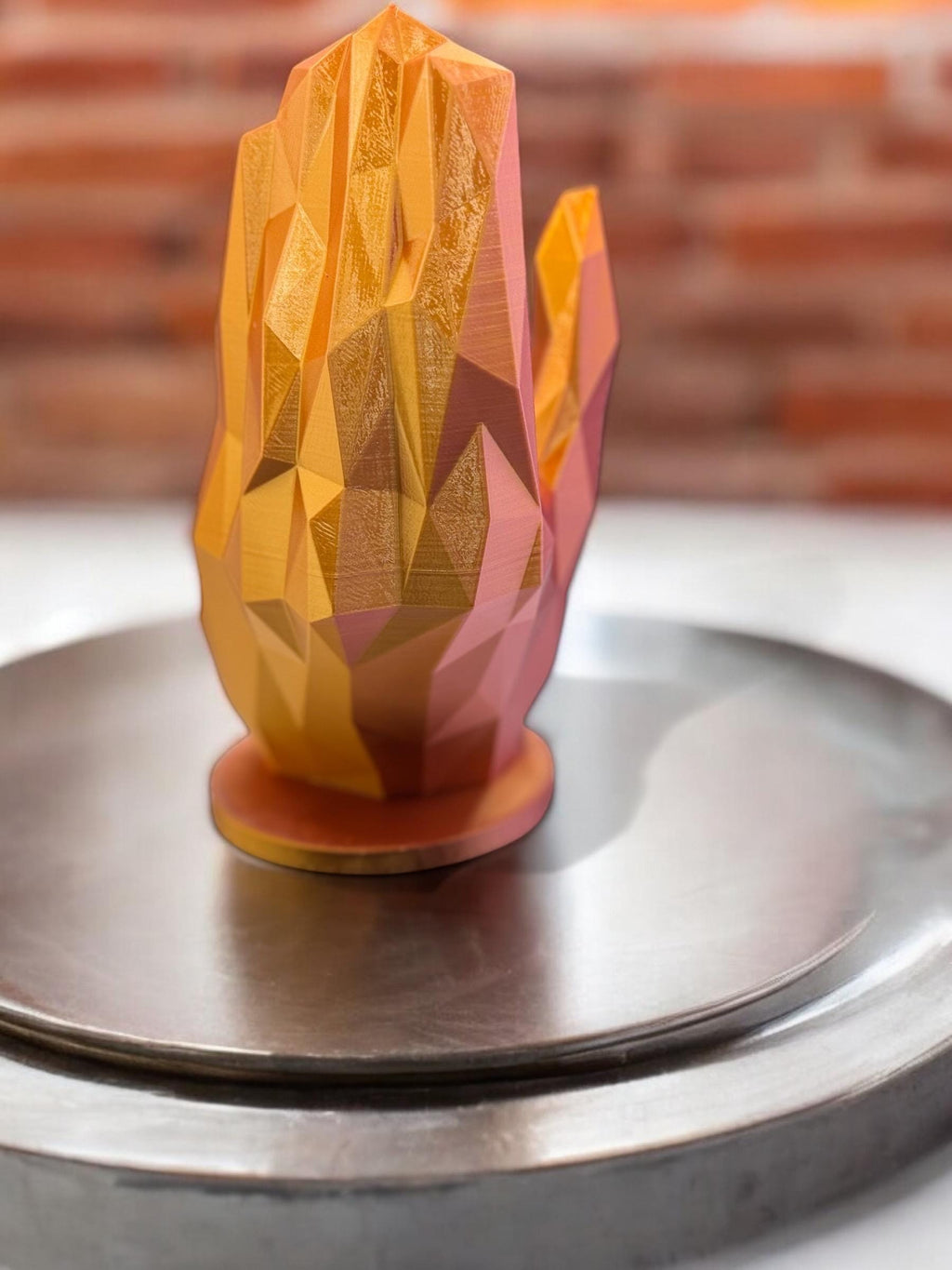 Unique Personalized 3D-Printed Game Controller Holder & Phone Stand - Modern Crystal Design